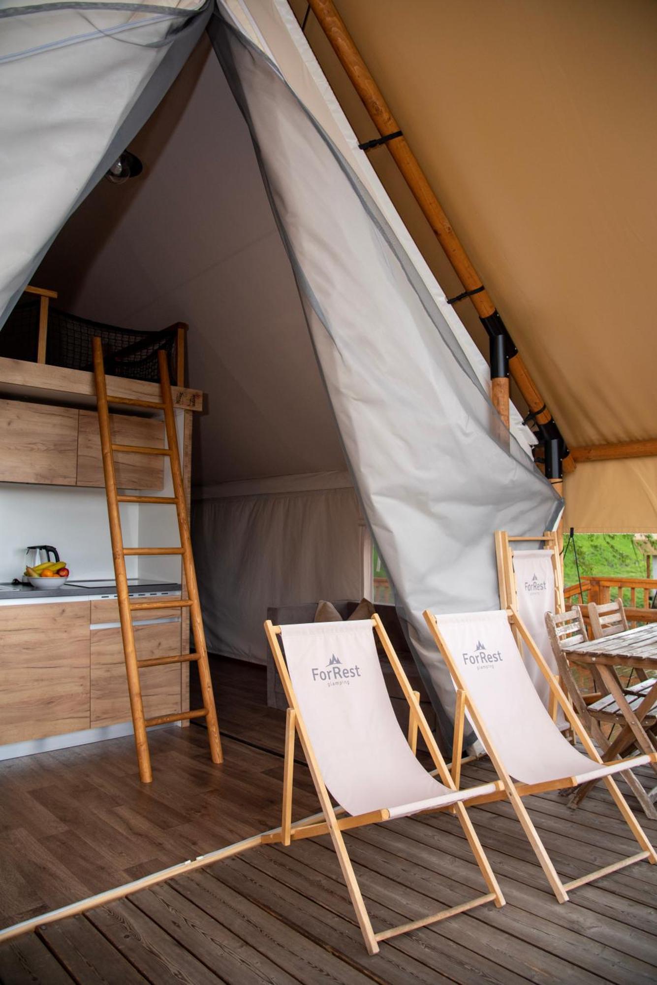 Hotel ForRest Glamping Banská Štiavnica Exterior foto