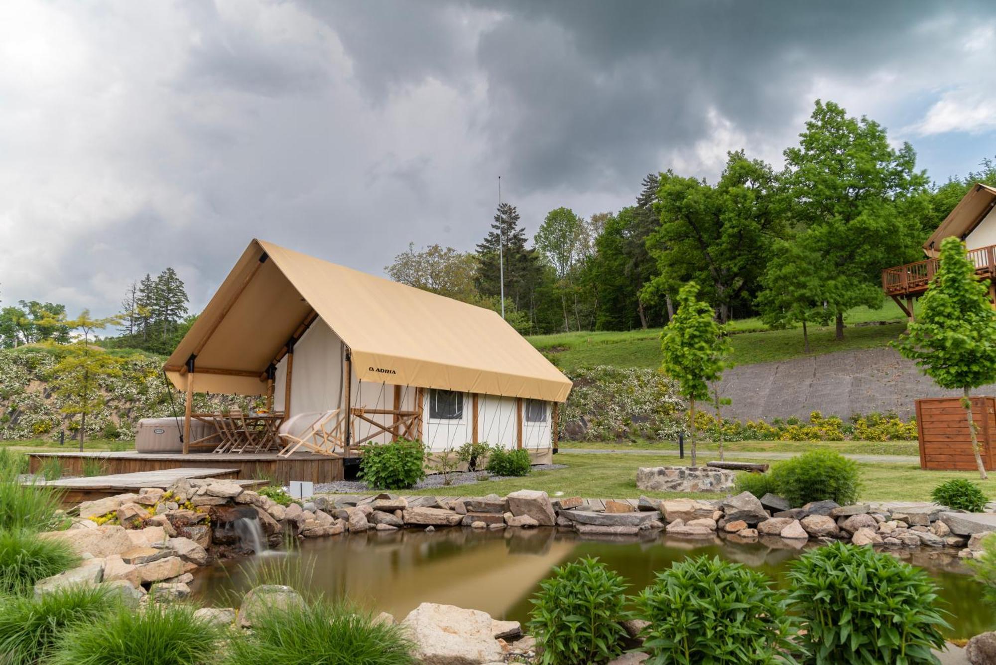 Hotel ForRest Glamping Banská Štiavnica Exterior foto