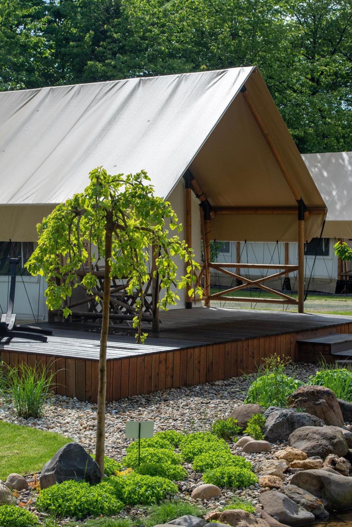 Hotel ForRest Glamping Banská Štiavnica Exterior foto