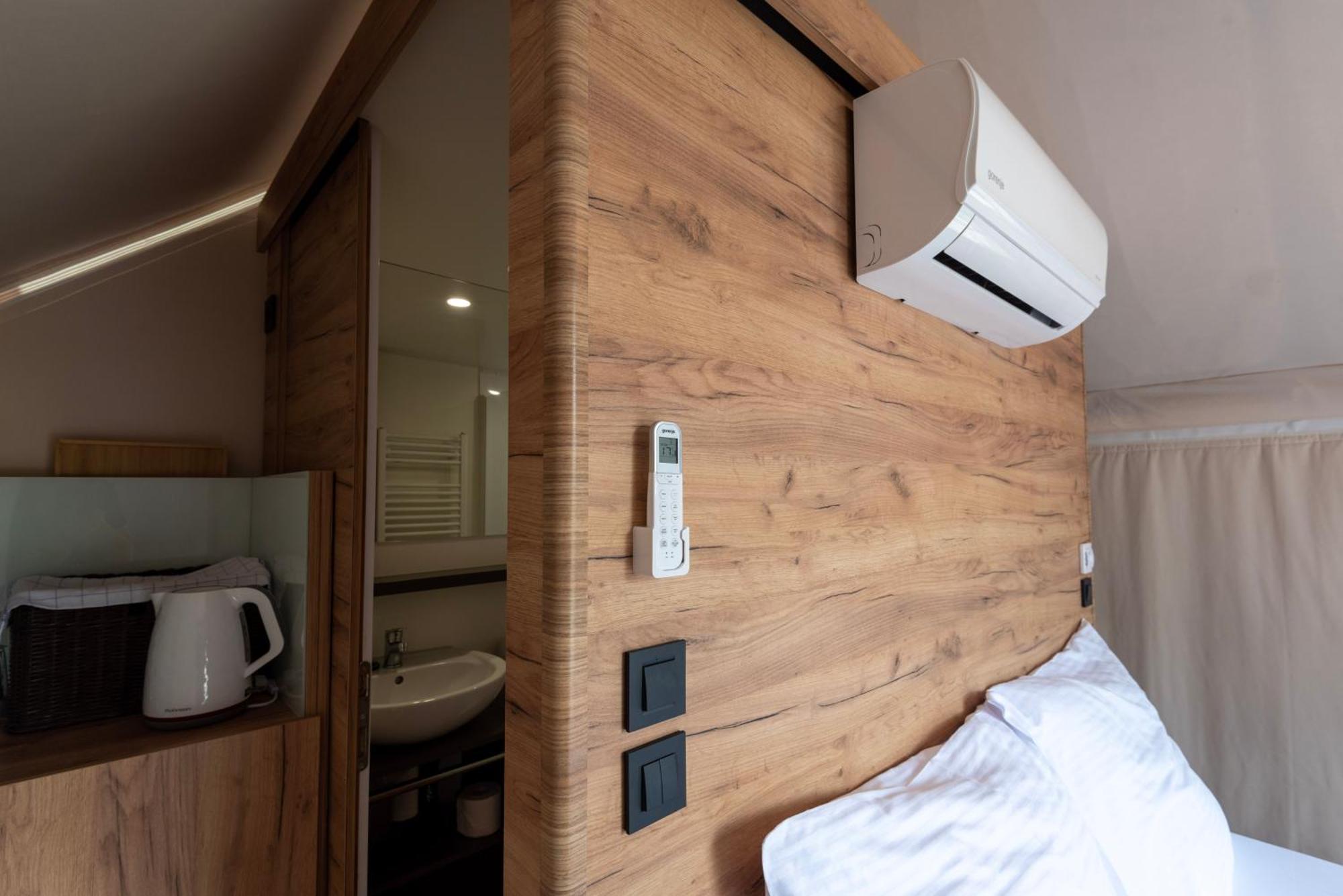 Hotel ForRest Glamping Banská Štiavnica Exterior foto