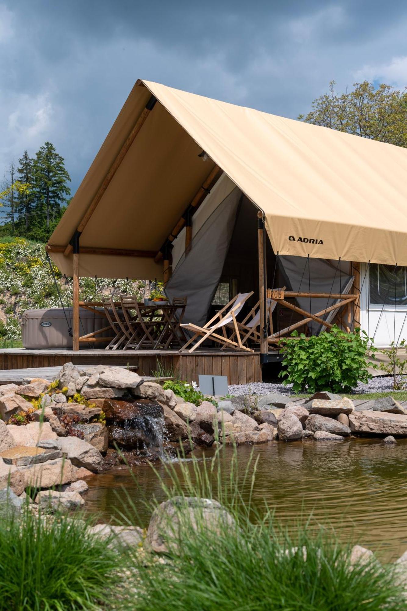 Hotel ForRest Glamping Banská Štiavnica Exterior foto