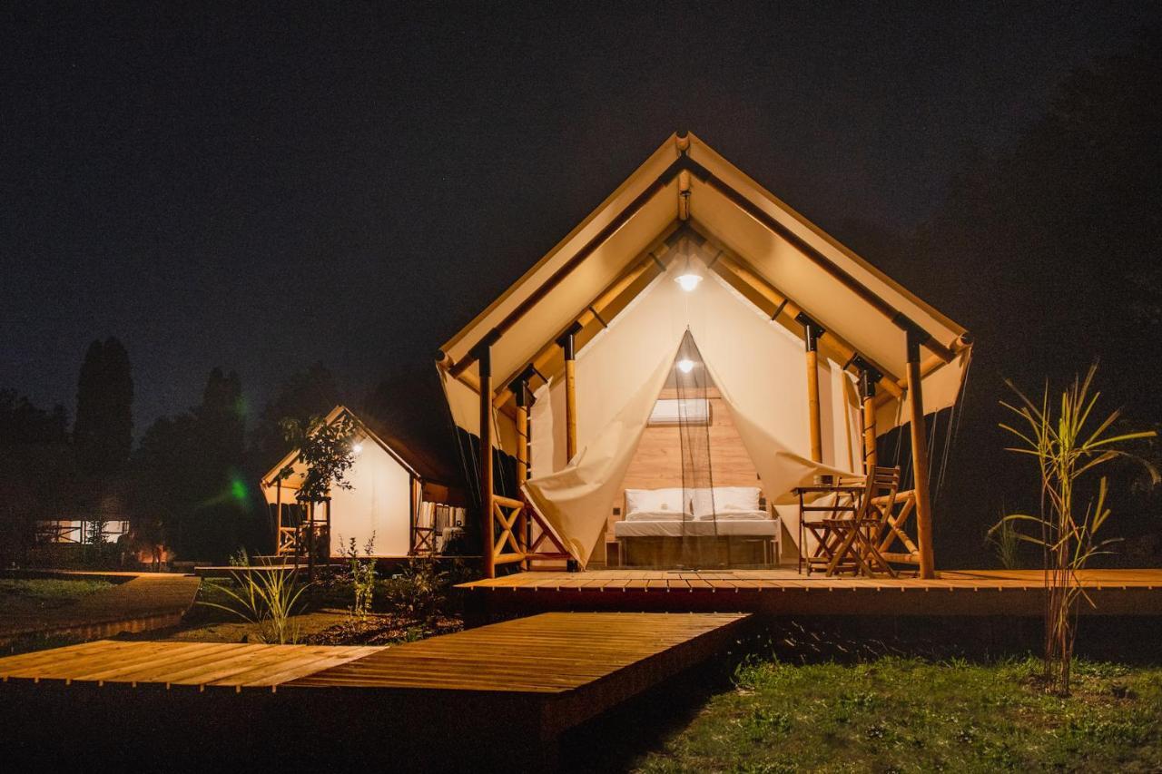 Hotel ForRest Glamping Banská Štiavnica Exterior foto